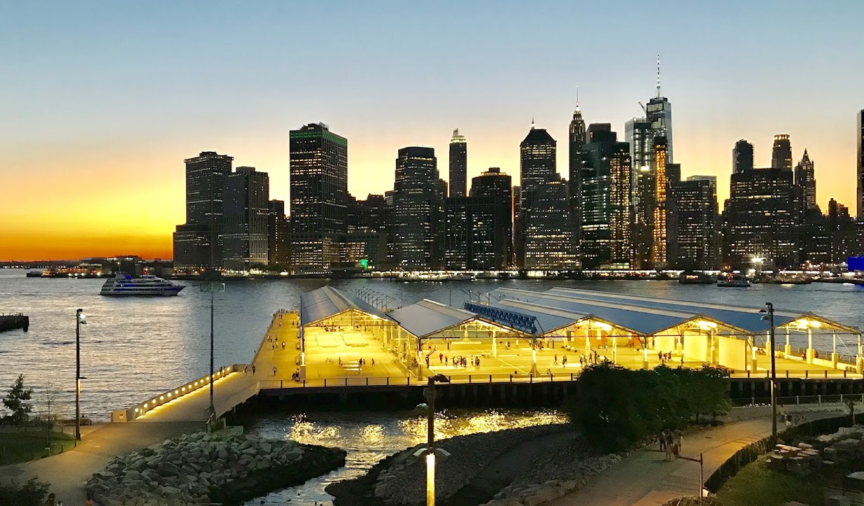 Entranceway to the Brooklyn Heights Promenade