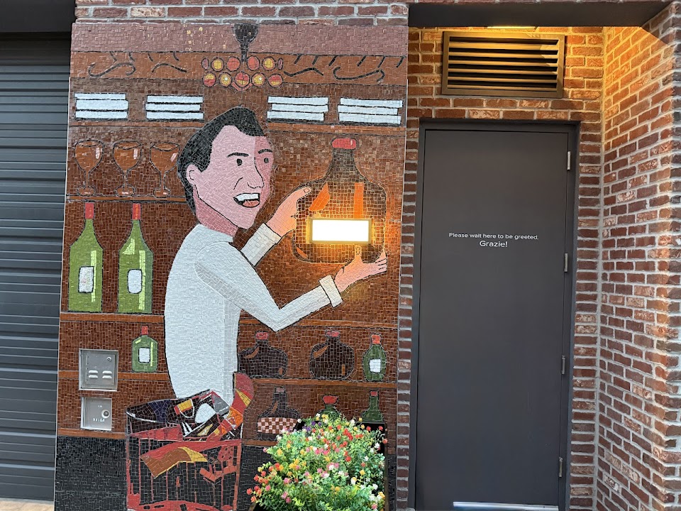 Bar Enzo - Long Island City