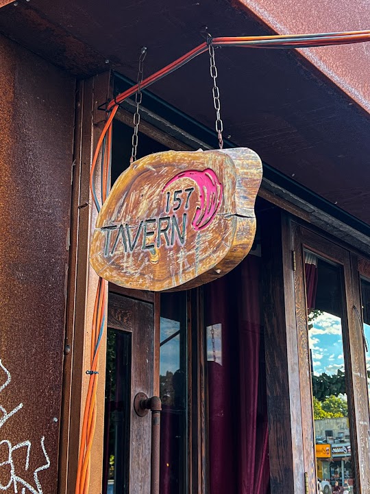Tavern 157