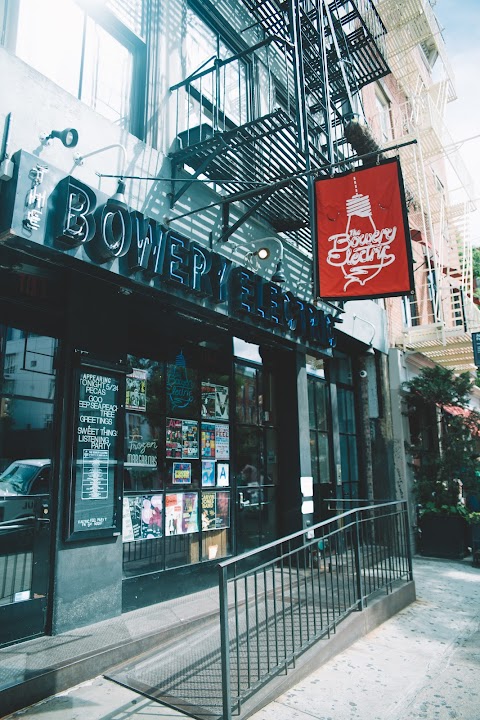 Bowery Palace