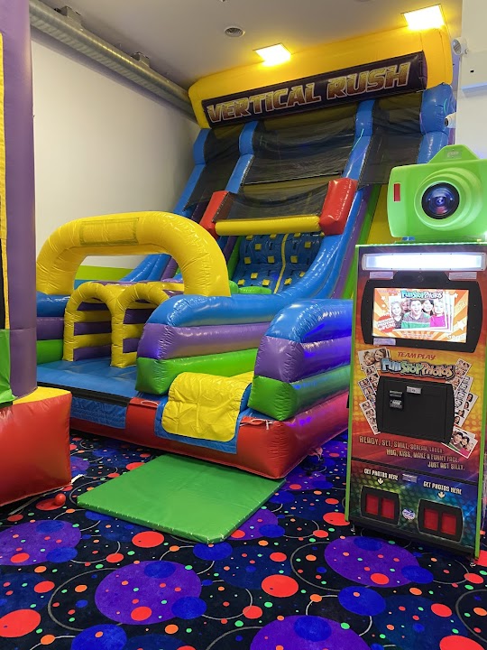 Bounce N Play