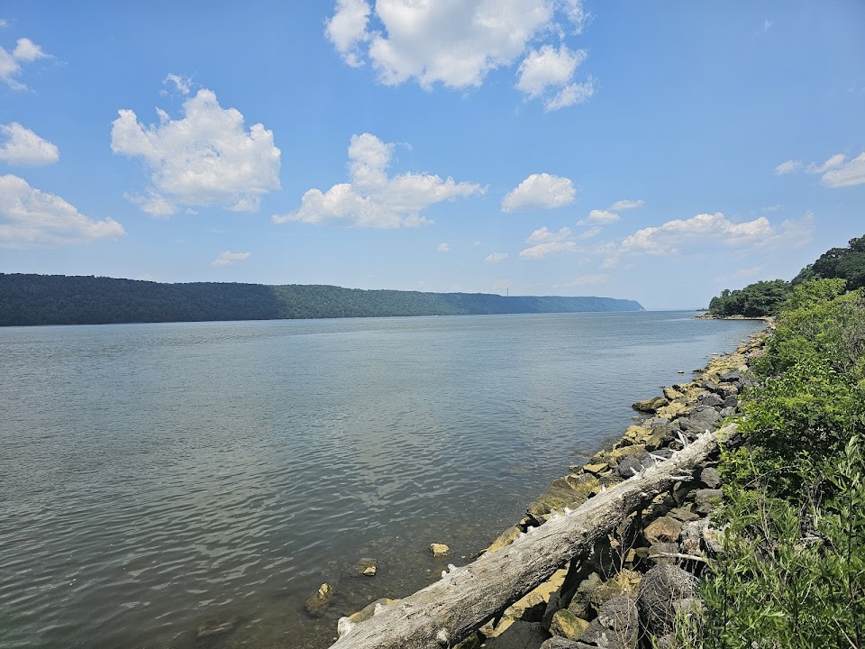 Riverdale Waterfront Promenade