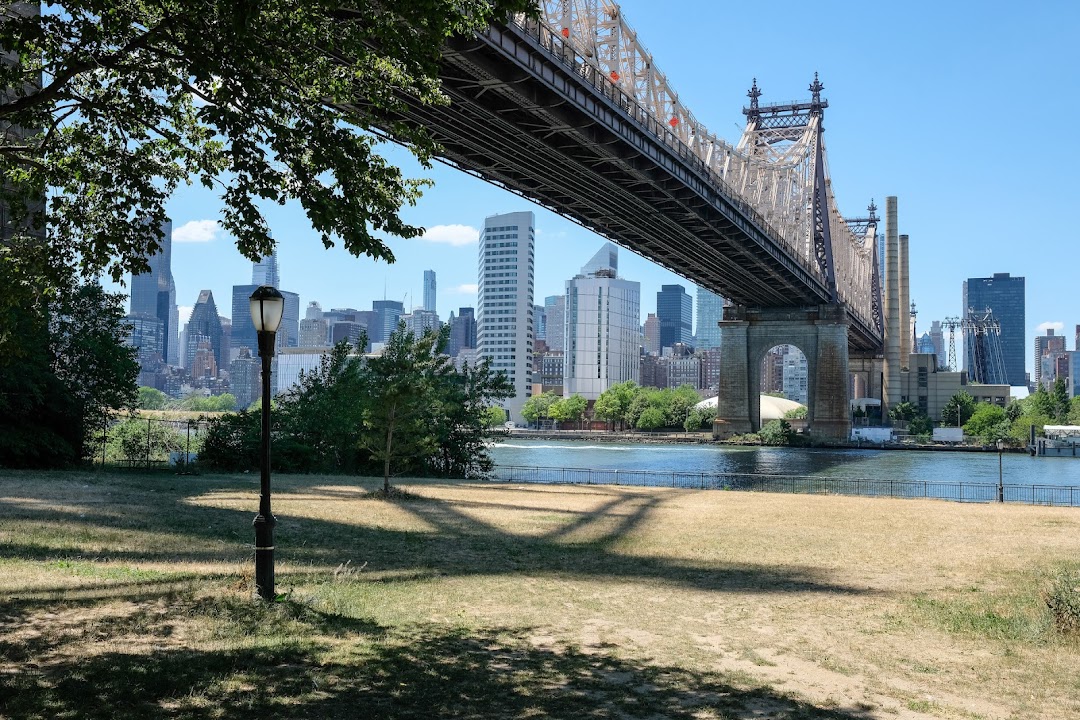 Queensbridge Park