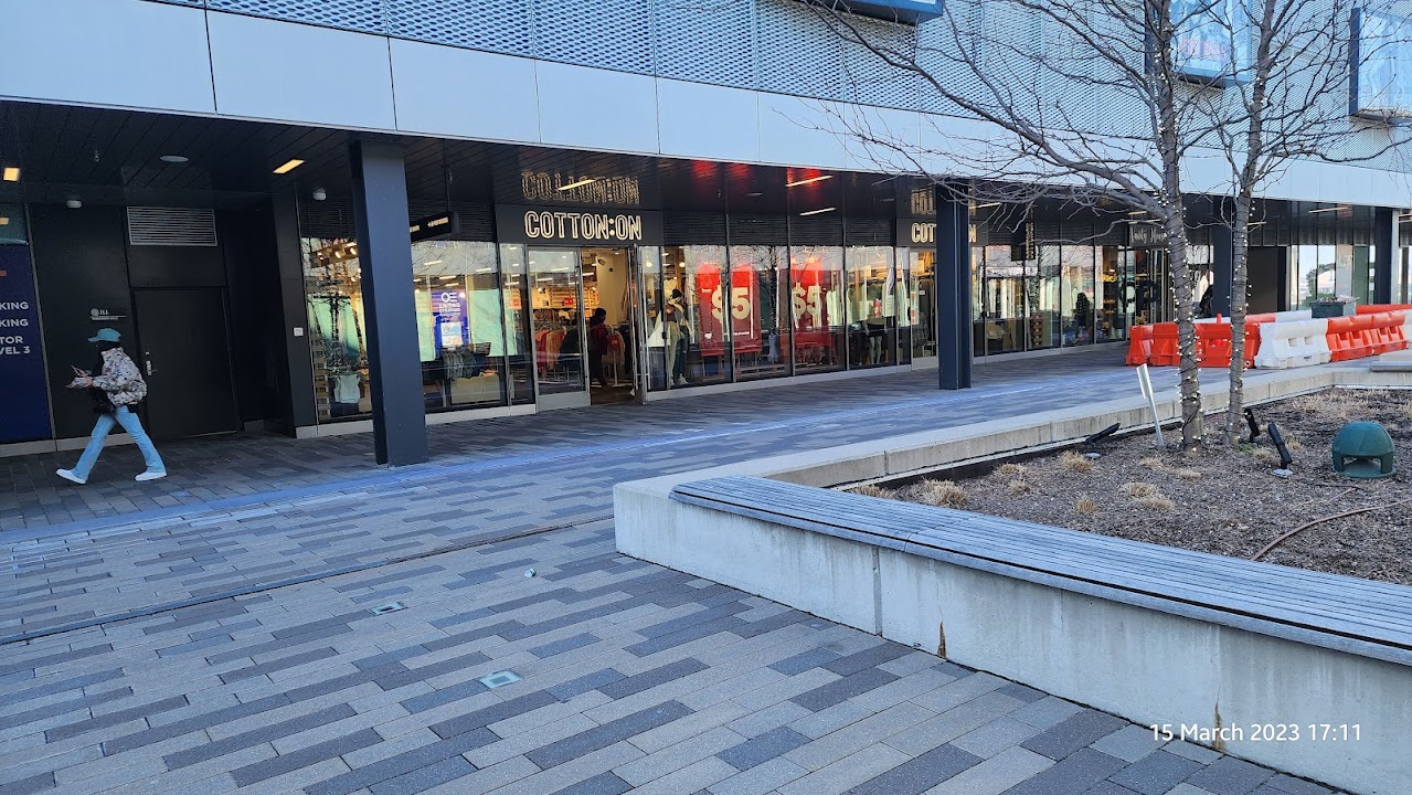 Empire Outlets
