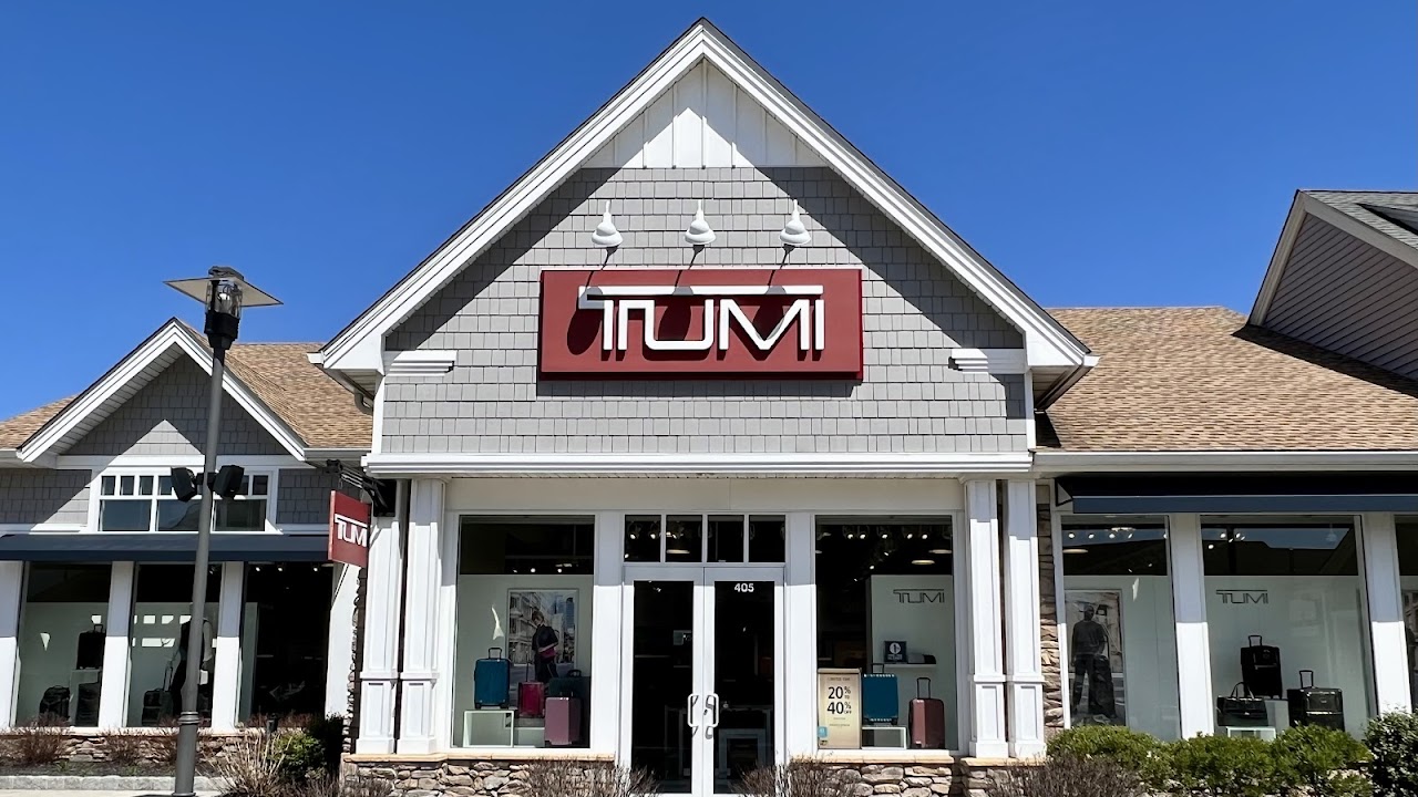 TUMI Outlet Store - Woodbury Common Premium Outlets