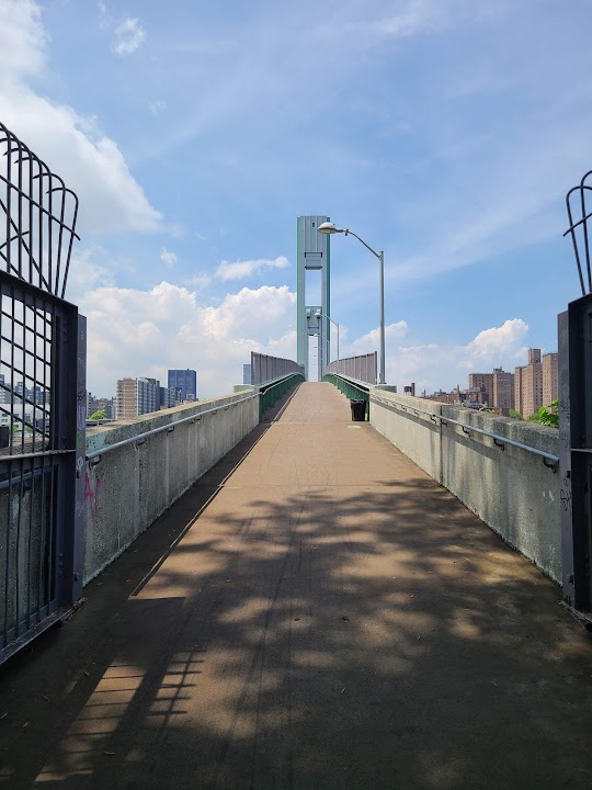 Wards Island Park