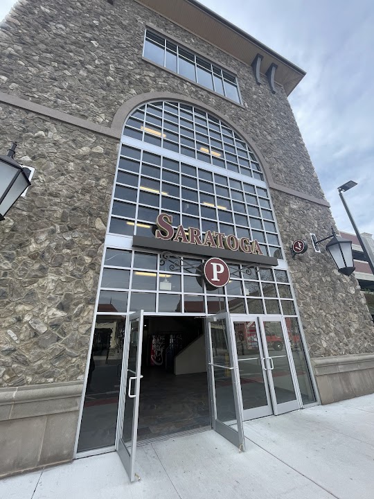 Free Indoor Parking Garage- Woodbury Commons